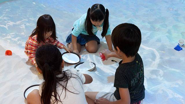 屋内砂浜　海の子